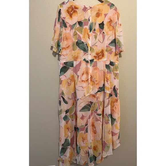 Maggy London Women's Short Flutter Sleeve with Asymmetric Hem Sz 22W - Picture 5 of 9